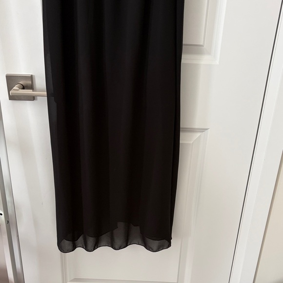 Black Lace Bodice Spaghetti Strap Maxi Dress - Picture 3 of 3